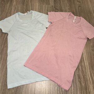 Lululemon Swiftly Tech Shirts - 2